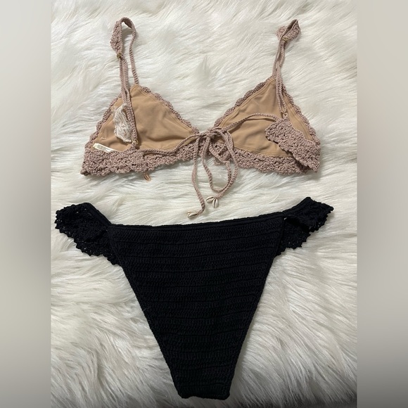 Wave by Winston white crochet swimsuit - Picture 2 of 8